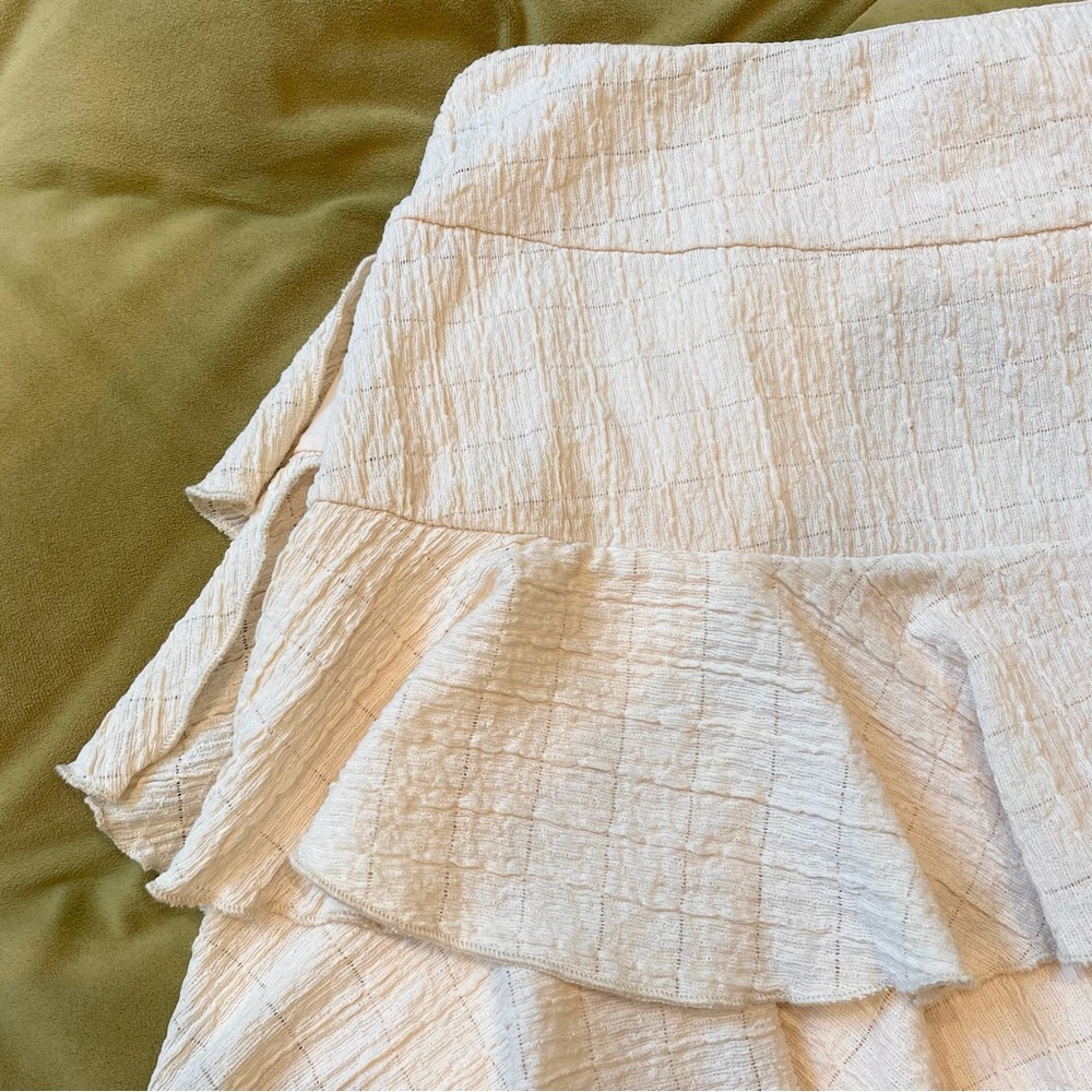 Cream White Ruffled Mini Skirt - Picture 4 of 6